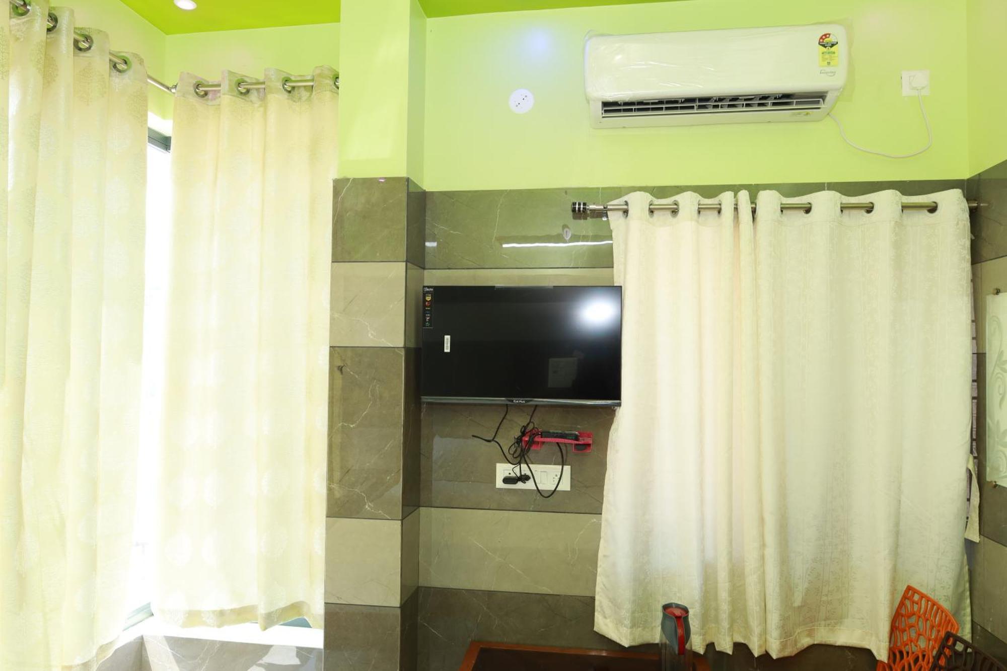 Hotel Rv Residency Wodapatti Exterior foto